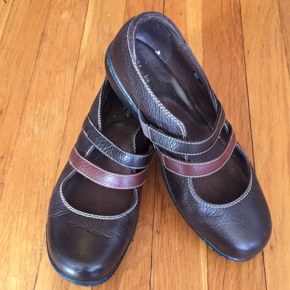 clarks bendables mary jane shoes